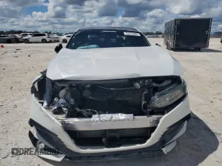 2019 Honda Accord Sport with VIN 1HGCV2F38KA002251, listed as a Copart auction lot 72533804 with 83,344 mi miles and Salvage title. Bid and sale history available at DreamBid. Image 5.