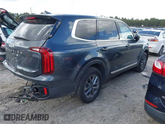 2024 Kia Telluride LX z VIN 5XYP24GC4RG542225, wystawiony jako IAAI lot #40726805 z przebiegiem 9 285 mil mil oraz . Historia ofert i sprzedaży dostępna na DreamBid. Obrazek 4.