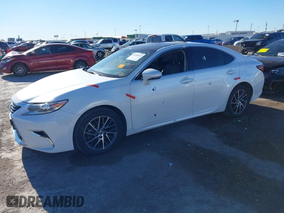 2016 Lexus ES 330 z VIN JTHBK1GG1G2246533, wystawiony jako IAAI lot #41056018 z przebiegiem 66 018 mil mil oraz . Historia ofert i sprzedaży dostępna na DreamBid. Obrazek 6.