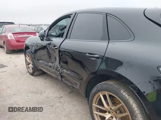 2022 Porsche Macan with VIN WP1AA2A52NLB06879, listed as a IAAI auction lot 41529228 with 34,309 mi miles and . Bid and sale history available at DreamBid. Image 6.