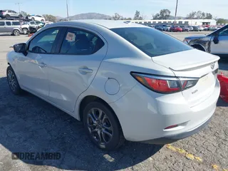 2019 Toyota Yaris L с VIN 3MYDLBYVXKY515604, выставлен на аукционе IAAI как лот 41693398 с пробегом 81 797 миль миль и . История ставок и продаж доступна на DreamBid. Изображение 3.