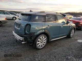2022 MINI Countryman Cooper S with VIN WMZ53BR00N3N88158, listed as a Copart auction lot 84202874 with 31,888 mi miles and Salvage title. Bid and sale history available at DreamBid. Image 3.