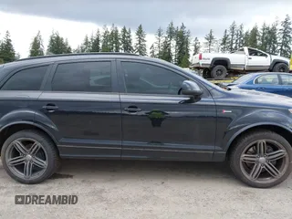 2013 Audi Q7 3.0T S line Prestige with VIN WA1DGAFE9DD015594, listed as a IAAI auction lot 41795868 with 123,525 mi miles. Bid and sale history available at carsss.com. Image 13.