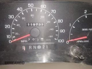 2000 Ford F-250 XL z VIN 1FTNX20F7YEB54544, wystawiony jako IAAI lot #42526065 z przebiegiem 119 737 mil mil oraz . Historia ofert i sprzedaży dostępna na DreamBid. Obrazek 7.