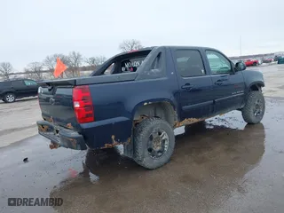 2007 Chevrolet Avalanche LT w/3LT with VIN 3GNFK12317G118640, listed as a IAAI auction lot 41735210 with 0 mi miles. Bid and sale history available at carsss.com. Image 4.