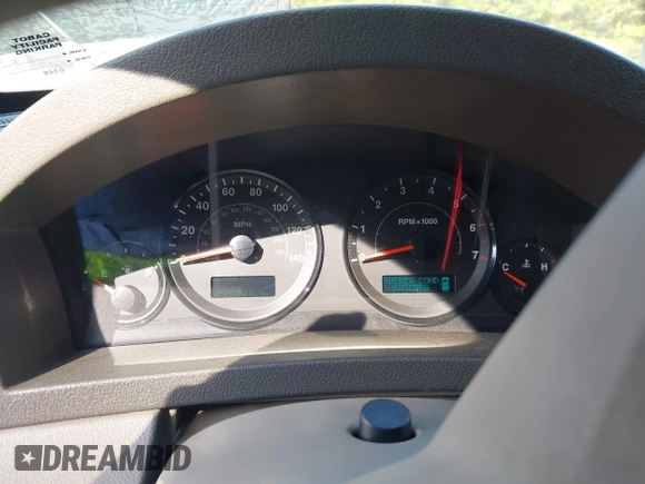 2005 Jeep Grand Cherokee Laredo z VIN 1J4GR48K65C725099, wystawiony jako IAAI lot #42509223 z przebiegiem 249 216 mil mil oraz . Historia ofert i sprzedaży dostępna na DreamBid. Obrazek 7.