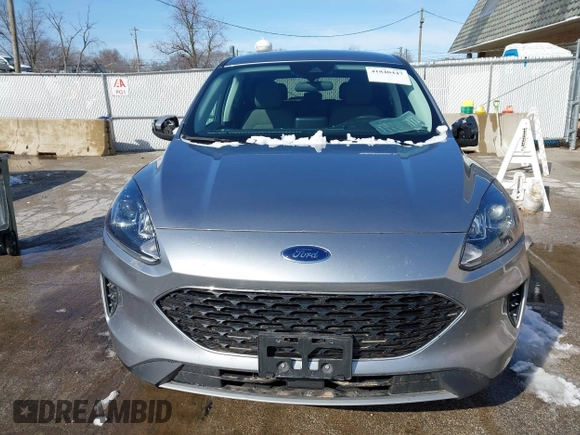 2021 Ford Escape SE с VIN 1FMCU9G61MUB20836, выставлен на аукционе IAAI как лот 41840447 с пробегом 42 158 миль миль и . История ставок и продаж доступна на DreamBid. Изображение 12.