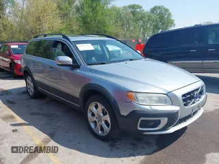 2010 Volvo XC70 3.0T with VIN YV4992BZ6A1084760, listed as a IAAI auction lot 42071652 with 175,730 mi miles and . Bid and sale history available at DreamBid. Image 1.