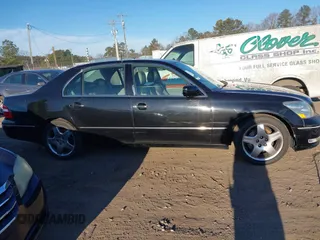2005 Lexus LS 430 z VIN JTHBN36FX55025178, wystawiony jako IAAI lot #41471386 z przebiegiem 225 094 mil mil oraz . Historia ofert i sprzedaży dostępna na DreamBid. Obrazek 13.
