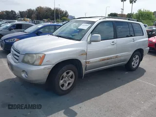 2002 Toyota Highlander z VIN JTEGD21AX20028215, wystawiony jako IAAI lot #42024885 z przebiegiem 204 544 mil mil oraz . Historia ofert i sprzedaży dostępna na DreamBid. Obrazek 2.