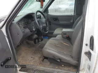 2001 Ford Ranger XL Fleet with VIN 1FTZR15U61TA12488, listed as a Copart auction lot 70847114 with 187,902 mi miles and Salvage title. Bid and sale history available at DreamBid. Image 7.