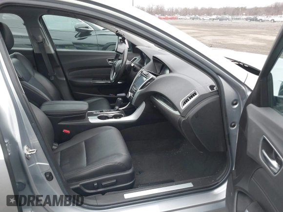 2019 Acura TLX with VIN 19UUB1F3XKA009435, listed as a IAAI auction lot 40999644 with 65,811 mi miles. Bid and sale history available at carsss.com. Image 5.