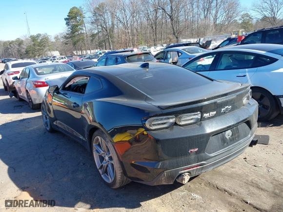 2021 Chevrolet Camaro 1LT with VIN 1G1FB1RSXM0132471, listed as a IAAI auction lot 41617800 with 1 mi miles. Bid and sale history available at carsss.com. Image 3.
