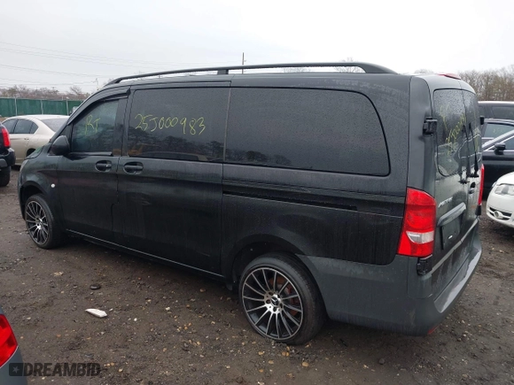 2019 Mercedes-Benz Metris Passenger Van with VIN WD4PG2EE1K3519009, listed as a IAAI auction lot 41437625 with 999,999 mi miles. Bid and sale history available at carsss.com. Image 3.