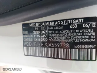 2012 Mercedes-Benz E-Class E 350 Luxury with VIN WDDHF5KB9CA659728, listed as a IAAI auction lot 41948569 with 156,322 mi miles. Bid and sale history available at carsss.com. Image 9.