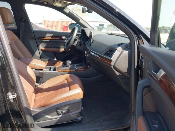 2018 Audi Q5 Premium Plus with VIN WA1BNAFYXJ2146855, listed as a IAAI auction lot 40171757 with 35,458 mi miles. Bid and sale history available at carsss.com. Image 5.