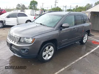 2016 Jeep Compass Latitude with VIN 1C4NJCEB1GD664633, listed as a IAAI auction lot 42073401 with 188,632 mi miles and . Bid and sale history available at carsss.com. Image 2.