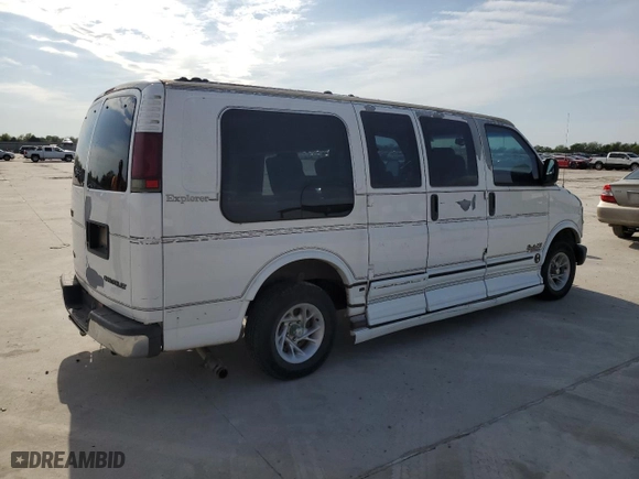2001 Chevrolet Express Cargo Van YF7 Upfitter with VIN 1GBFG15RX11238330, listed as a Copart auction lot 50804885 with 212,392 mi miles and Clean Title. Bid and sale history available at carsss.com. Image 3.