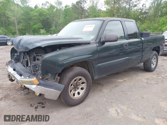 2006 Chevrolet Silverado 1500 LT1 with VIN 1GCEK19V36Z269098, listed as a IAAI auction lot 41949649 with 286,007 mi miles. Bid and sale history available at carsss.com. Image 2.