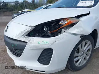 2013 Mazda 3 i Touring with VIN JM1BL1L72D1781733, listed as a IAAI auction lot 41903733 with 138,286 mi miles and . Bid and sale history available at carsss.com. Image 6.