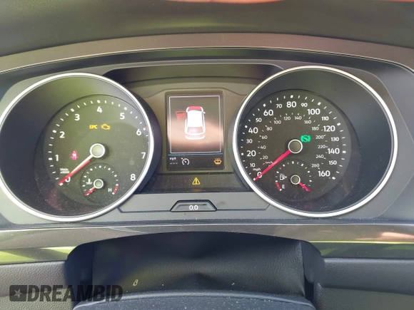 2018 Volkswagen Tiguan SEL z VIN 3VV3B7AX3JM054842, wystawiony jako IAAI lot #42240503 z przebiegiem 47 300 mil mil oraz . Historia ofert i sprzedaży dostępna na DreamBid. Obrazek 7.