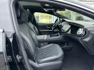2022 Mercedes-Benz EQS 580 z VIN W1KCG4EB7NA021431, wystawiony jako Copart lot #44053605 z przebiegiem 28 708 mil mil oraz Czysty tytuł • Clean title. Historia ofert i sprzedaży dostępna na DreamBid. Obrazek 5.