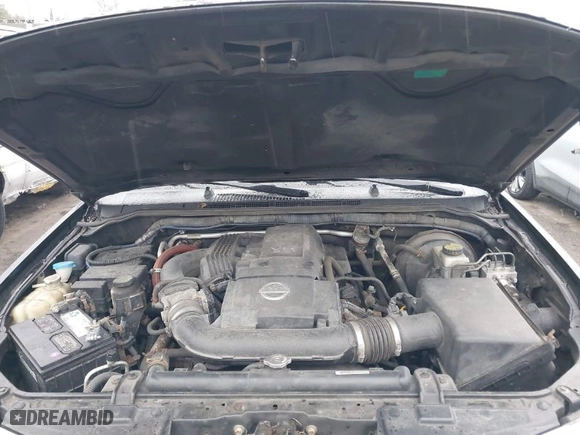 2011 Nissan Pathfinder LE with VIN 5N1AR1NB5BC613206, listed as a IAAI auction lot 41861245 with 196,045 mi miles. Bid and sale history available at carsss.com. Image 10.