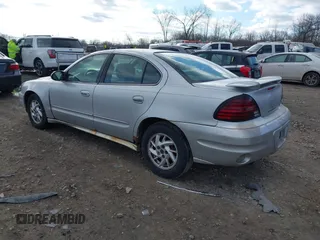 2004 Pontiac Grand Am SE1 with VIN 1G2NF52E04M666269, listed as a IAAI auction lot 41481319 with 205,287 mi miles. Bid and sale history available at carsss.com. Image 3.