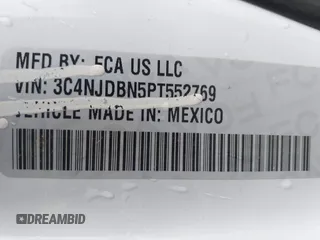2023 Jeep Compass Latitude z VIN 3C4NJDBN5PT552769, wystawiony jako IAAI lot #41786110 z przebiegiem 53 133 mil mil oraz . Historia ofert i sprzedaży dostępna na DreamBid. Obrazek 9.