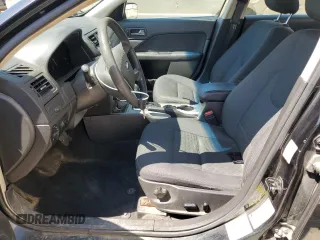 2012 Ford Fusion SE z VIN 3FAHP0HG8CR421796, wystawiony jako Copart lot #52534695 z przebiegiem 186 448 mil mil oraz Nie do naprawy • Non repairable. Historia ofert i sprzedaży dostępna na DreamBid. Obrazek 7.