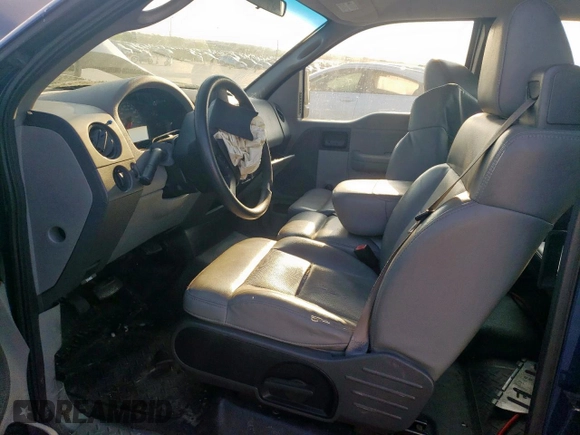 2008 Ford F-150 STX z VIN 1FTRX12W28FA07650, wystawiony jako Copart lot #53164385 z przebiegiem 816 505 mil mil oraz Szkoda całkowita • Salvage title. Historia ofert i sprzedaży dostępna na DreamBid. Obrazek 7.