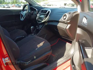 2018 Chevrolet Sonic LT with VIN 1G1JD6SB6J4114615, listed as a IAAI auction lot 42276337 with 132,798 mi miles and . Bid and sale history available at DreamBid. Image 5.