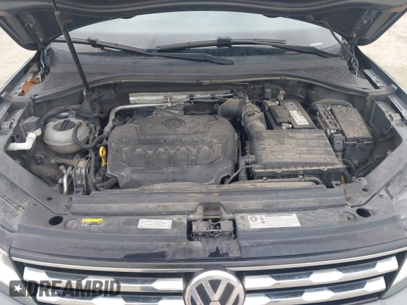2018 Volkswagen Tiguan SEL with VIN 3VV3B7AX3JM000585, listed as a IAAI auction lot 41905836 with 99,114 mi miles and . Bid and sale history available at DreamBid. Image 10.