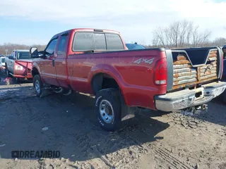 2003 Ford Super Duty F-250 XL with VIN 1FTNX21P93EC62695, listed as a IAAI auction lot 41687232 with 227,181 mi miles. Bid and sale history available at carsss.com. Image 3.