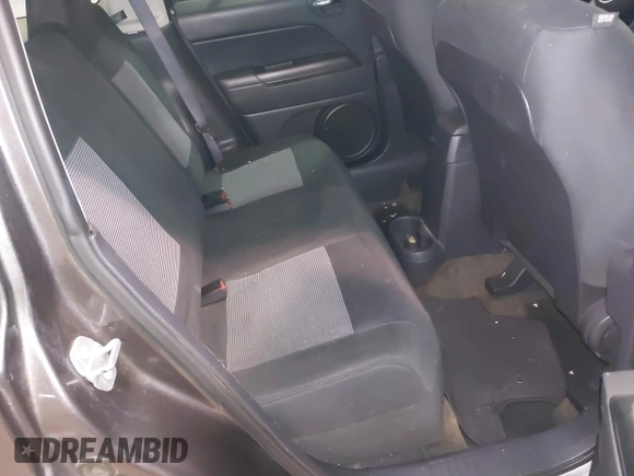 2016 Jeep Patriot Sport with VIN 1C4NJRBB0GD691510, listed as a IAAI auction lot 41729015 with 177,527 mi miles and . Bid and sale history available at carsss.com. Image 8.