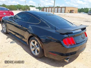 2017 Ford Mustang V6 z VIN 1FA6P8AM6H5342594, wystawiony jako IAAI lot #42479187 z przebiegiem 103 861 mil mil oraz . Historia ofert i sprzedaży dostępna na DreamBid. Obrazek 3.