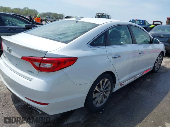 2015 Hyundai Sonata Sport with VIN 5NPE34AFXFH207028, listed as a IAAI auction lot 41930643 with 68,948 mi miles and . Bid and sale history available at DreamBid. Image 4.