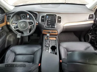 2021 Volvo XC90 Momentum with VIN YV4A221K8M1702915, listed as a Copart auction lot 79772694 with 20,510 mi miles and Salvage Title. Bid and sale history available at carsss.com. Image 8.