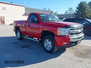 2011 Chevrolet Silverado 1500 LT with VIN 1GCNKSE09BZ429415, listed as a IAAI auction lot 41876620 with 122,784 mi miles and . Bid and sale history available at DreamBid. Image 1.