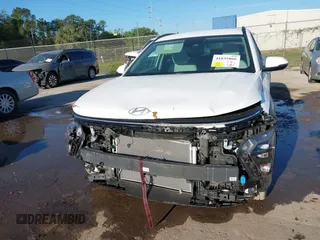 2025 Hyundai Kona SEL with VIN KM8HB3AB1SU215294, listed as a IAAI auction lot 41835866 with 484 mi miles. Bid and sale history available at carsss.com. Image 6.