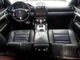 2005 Porsche Cayenne S z VIN WP1AB29P35LA65214, wystawiony jako Copart lot #53718505 z przebiegiem 165 137 mil mil oraz Szkody całkowita. Historia ofert i sprzedaży dostępna na DreamBid. Obrazek 8.