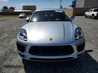 2016 Porsche Macan S with VIN WP1AB2A51GLB42904, listed as a Copart auction lot 52457525 with 67,862 mi miles and Salvage Title. Bid and sale history available at DreamBid. Image 5.