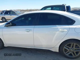 2021 Kia Forte GT-Line with VIN 3KPF34AD5ME418903, listed as a IAAI auction lot 41157364 with 55,651 mi miles. Bid and sale history available at carsss.com. Image 14.