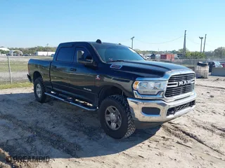 2020 Ram 2500 Big Horn with VIN 3C6UR5DL3LG159756, listed as a IAAI auction lot 41672866 with 89,417 mi miles. Bid and sale history available at carsss.com. Image 1.