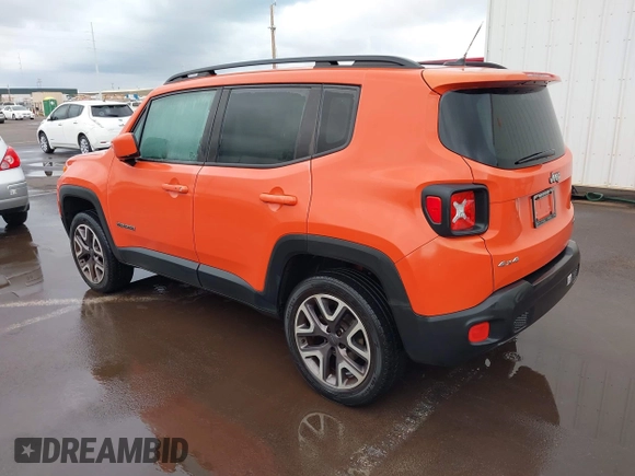 2015 Jeep Renegade Latitude with VIN ZACCJBBT2FPC01463, listed as a IAAI auction lot 41778377 with 94,408 mi miles. Bid and sale history available at carsss.com. Image 3.