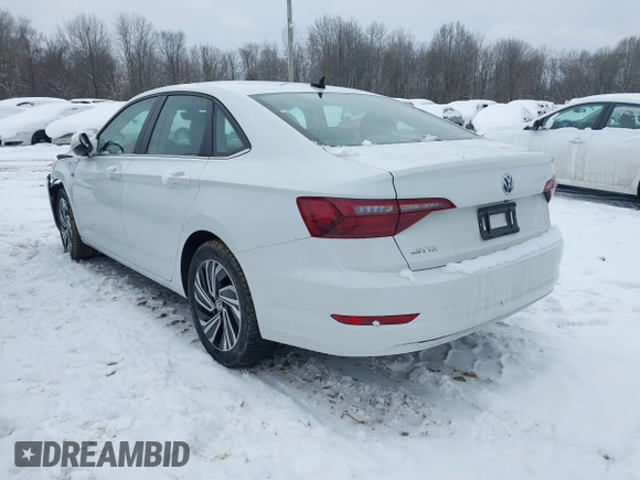 2021 Volkswagen Jetta SEL with VIN 3VWE57BU4MM016475, listed as a IAAI auction lot 41350821 with 27,782 mi miles and . Bid and sale history available at DreamBid. Image 3.