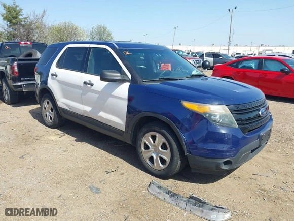 2015 Ford Utility Police Interceptor with VIN 1FM5K8AR7FGA70120, listed as a IAAI auction lot 41793716 with 150,000 mi miles. Bid and sale history available at carsss.com. Image 1.