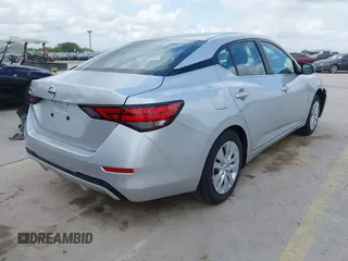 2023 Nissan Sentra S z VIN 3N1AB8BV7PY311515, wystawiony jako IAAI lot #42038589 z przebiegiem 13 907 mil mil oraz . Historia ofert i sprzedaży dostępna na DreamBid. Obrazek 4.