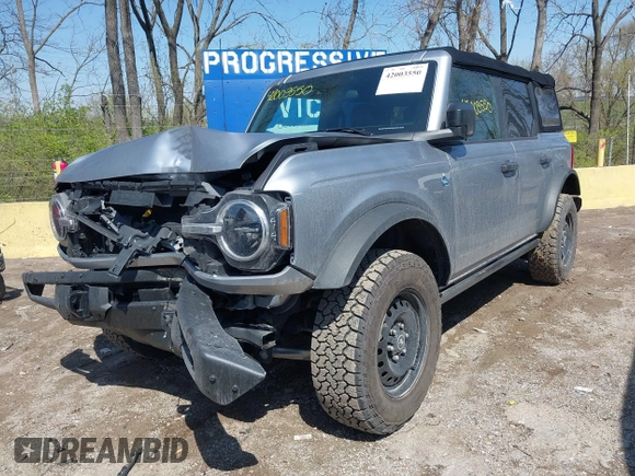 2022 Ford Bronco с VIN 1FMDE5BH3NLA79314, выставлен на аукционе IAAI как лот 42003550 с пробегом 15 303 миль миль и . История ставок и продаж доступна на DreamBid. Изображение 6.