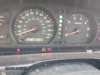 2000 Toyota Land Cruiser z VIN JT3HT05J2Y0101522, wystawiony jako IAAI lot #41965792 z przebiegiem 187 172 mil mil oraz . Historia ofert i sprzedaży dostępna na DreamBid. Obrazek 7.